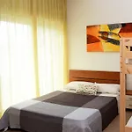 Apartahotel Moderno 2*