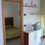 Apartahotel Moderno 2*