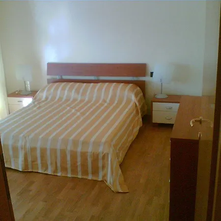 Moderno Lejlighedshotel