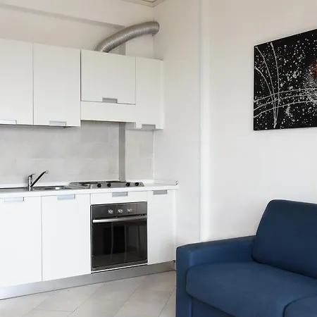 Moderno Aparthotel 2*