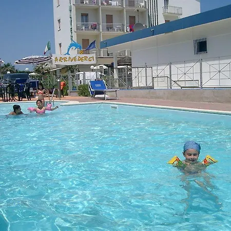 Moderno Aparthotel 2*