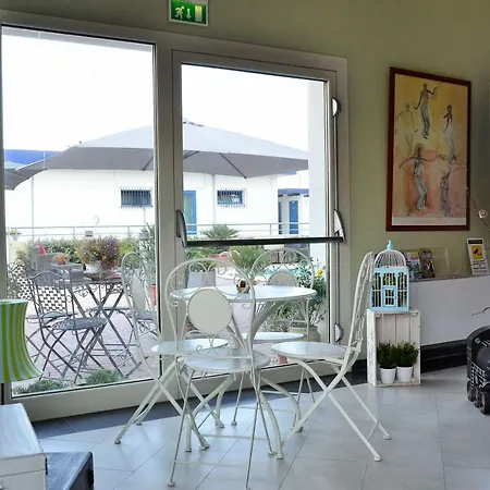 Appart hôtel Moderno 2*